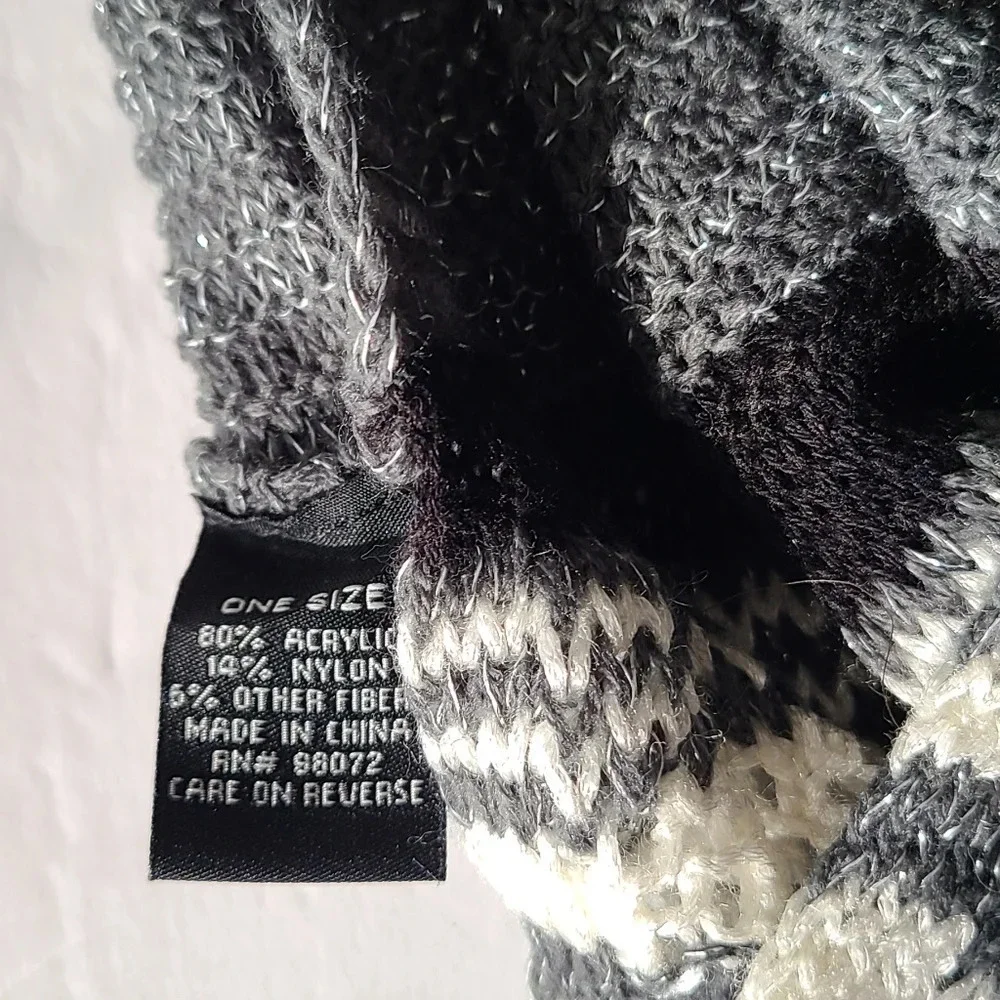 New Infiniti scarf  80%acrylic